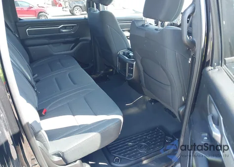 2022 Ram 1500 z USA, uszkodzony, nr VIN 1C6SRFMT9NN360228